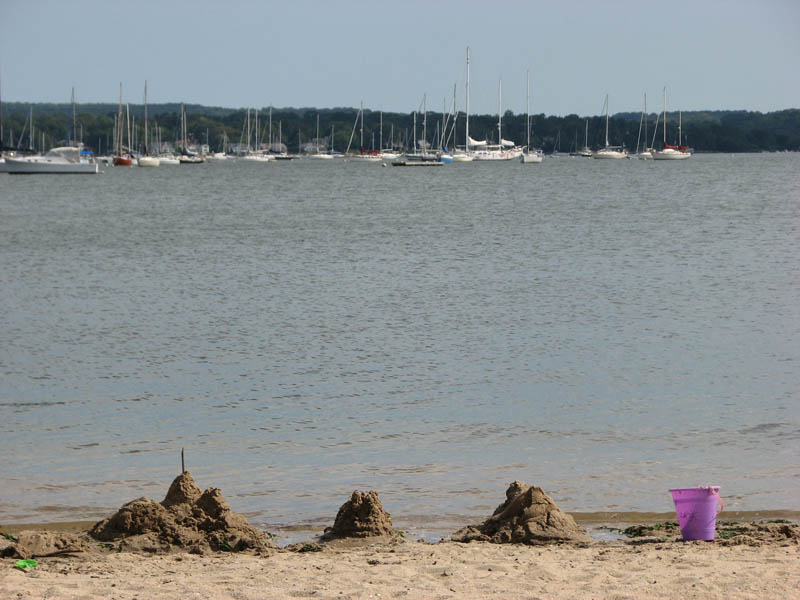 Manorhaven Town Park and Beach. (Photo by Jennifer Wilson-Pines)